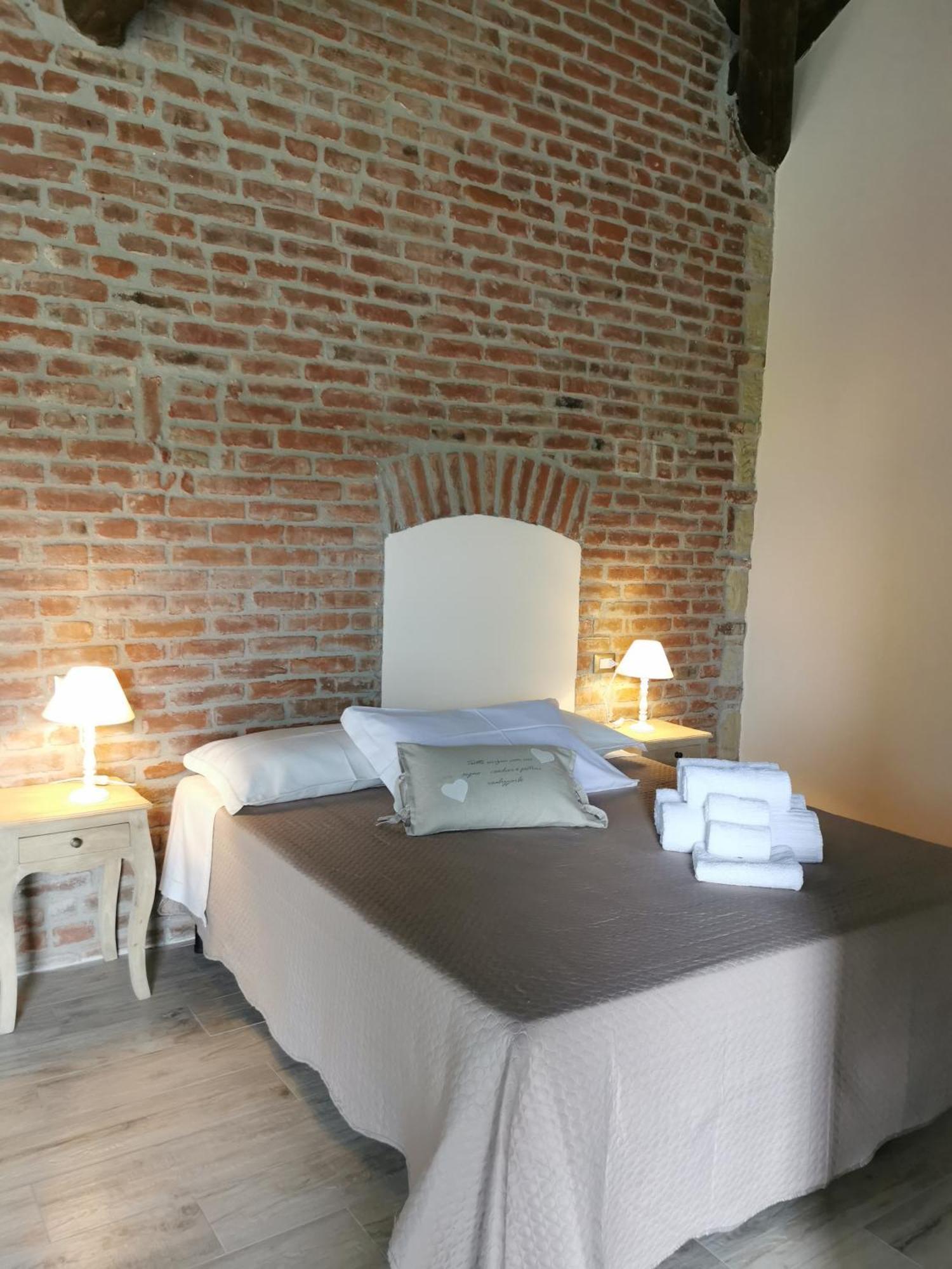 Agriturismo Airale Cereseto Bagian luar foto